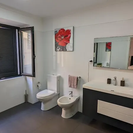 Habitación en casa particular Central Coliving Funchal *